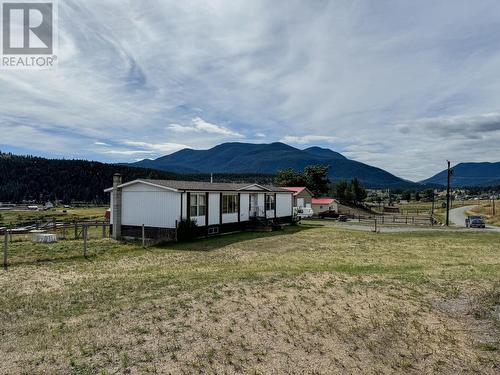 7520 West Subdivision Road, Clinton, BC - Outdoor With View