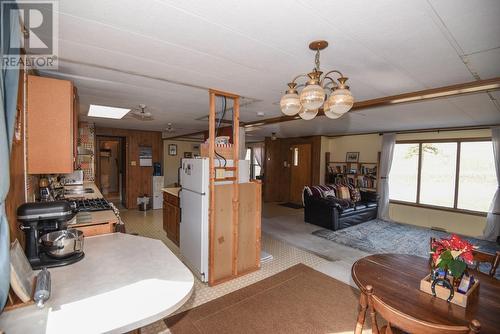 7520 West Subdivision Road, Clinton, BC - Indoor