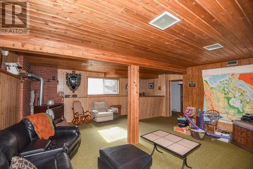 7520 West Subdivision Road, Clinton, BC - Indoor