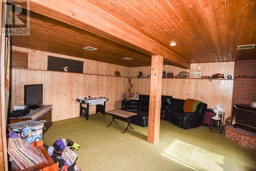 7520 West Subdivision Road, Clinton, BC - Indoor