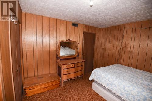 7520 West Subdivision Road, Clinton, BC - Indoor Photo Showing Bedroom