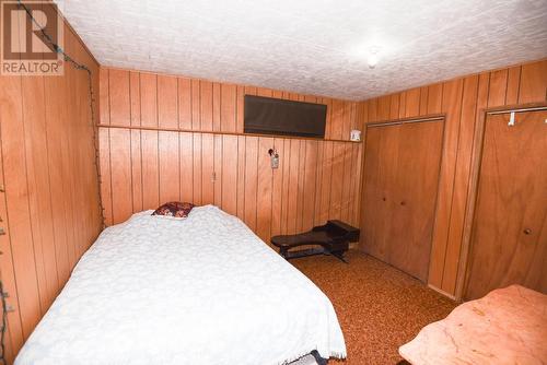 7520 West Subdivision Road, Clinton, BC - Indoor Photo Showing Bedroom