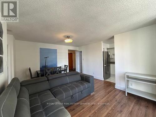 1202 - 256 Doris Avenue, Toronto (Willowdale East), ON - Indoor Photo Showing Living Room