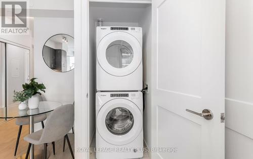 610 - 7895 Jane Street, Vaughan, ON - Indoor Photo Showing Laundry Room