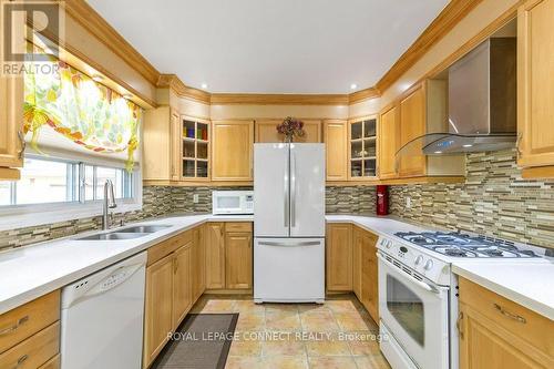 33 Brenda Crescent, Toronto, ON - Indoor Photo Showing Kitchen With Double Sink