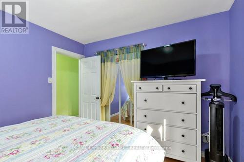 33 Brenda Crescent, Toronto (Kennedy Park), ON - Indoor Photo Showing Bedroom