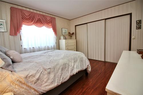 174-1255 Raymer Avenue, Kelowna, BC - Indoor Photo Showing Bedroom