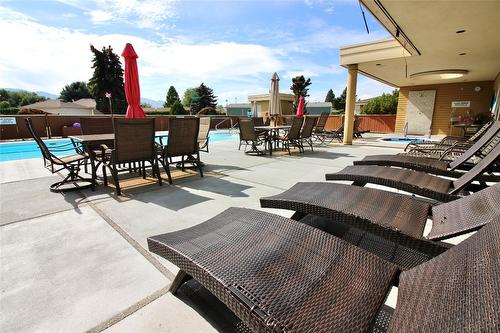 174-1255 Raymer Avenue, Kelowna, BC - Outdoor With In Ground Pool With Deck Patio Veranda