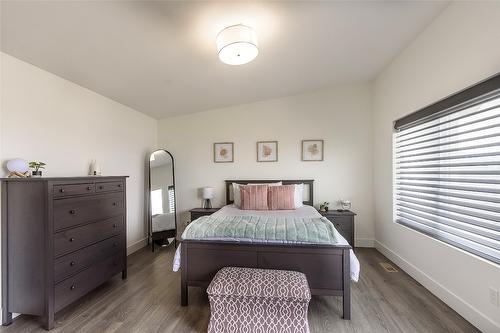 12-269 Diamond Way, Vernon, BC - Indoor Photo Showing Bedroom