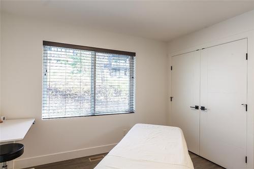 12-269 Diamond Way, Vernon, BC - Indoor Photo Showing Bedroom