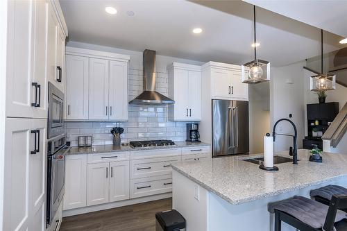 12-269 Diamond Way, Vernon, BC - Indoor Photo Showing Kitchen With Stainless Steel Kitchen With Upgraded Kitchen