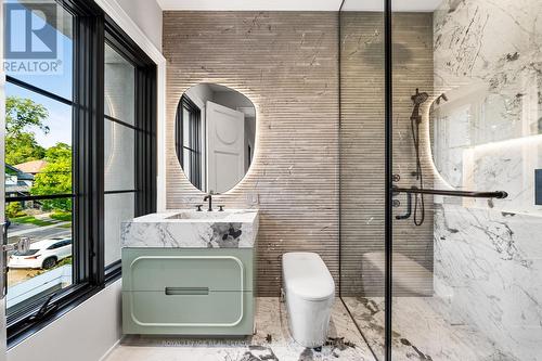 5 Whitehall Road, Toronto, ON - Indoor Photo Showing Bathroom