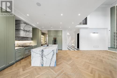 5 Whitehall Road, Toronto, ON - Indoor