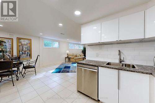 21 Sandfield Road, Toronto (Banbury-Don Mills), ON - Indoor Photo Showing Kitchen With Double Sink