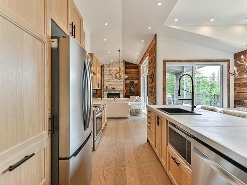 Cuisine - 7 Ch. Des Loutres, Wentworth, QC - Indoor Photo Showing Kitchen With Upgraded Kitchen