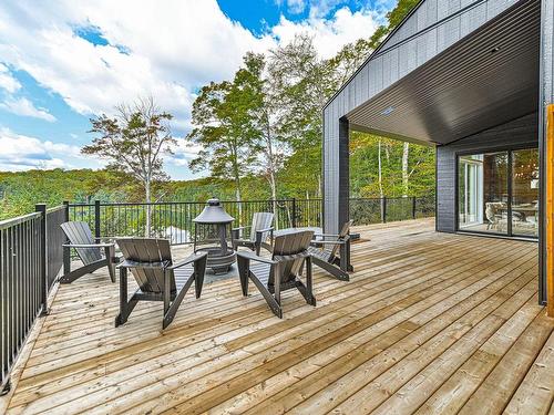 Patio - 7 Ch. Des Loutres, Wentworth, QC - Outdoor With Deck Patio Veranda With Exterior