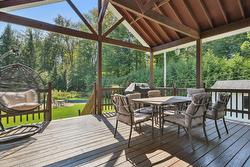 16 Rue du Boisé-Normand  Sainte-Anne-Des-Plaines, QC J5N 0S7