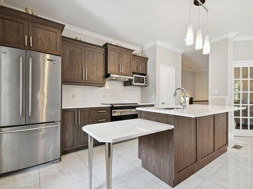 Kitchen - 16 Rue Du Boisé-Normand, Sainte-Anne-Des-Plaines, QC - Indoor Photo Showing Kitchen With Upgraded Kitchen