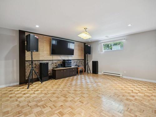 Family room - 16 Rue Du Boisé-Normand, Sainte-Anne-Des-Plaines, QC - Indoor