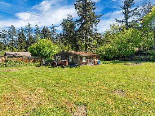 753 Sayward Rd, Saanich, BC 