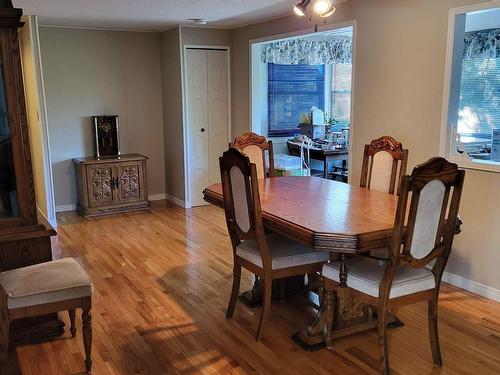 1 Main St, Innisfil, ON - Indoor Photo Showing Dining Room