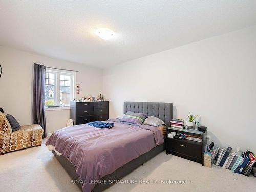 50 Magdalene Cres, Brampton, ON - Indoor Photo Showing Bedroom