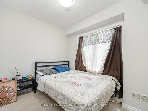 50 Magdalene Cres, Brampton, ON - Indoor Photo Showing Bedroom