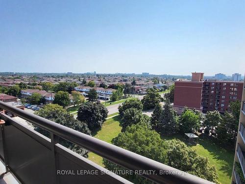 912-5 Frith Rd, Toronto, ON - Outdoor With Balcony With View