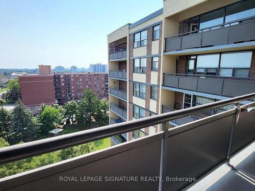 912-5 Frith Rd, Toronto, ON - Outdoor With Balcony