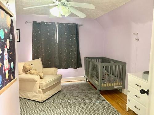 876 West 5Th St, Hamilton, ON - Indoor Photo Showing Bedroom