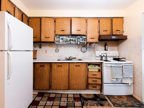 49-325 William St, Shelburne, ON - Indoor Photo Showing Kitchen