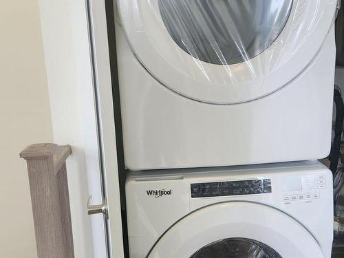 104-160 Densmore Rd, Cobourg, ON - Indoor Photo Showing Laundry Room