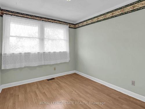 532 Ridge Rd E, Grimsby, ON - Indoor Photo Showing Other Room