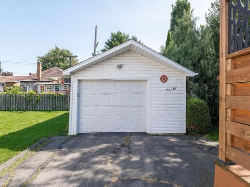 Garage - 28 Rue Robb, Salaberry-De-Valleyfield, QC - Outdoor