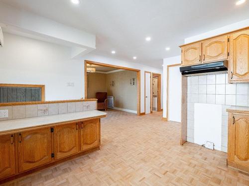 Cuisine - 28 Rue Robb, Salaberry-De-Valleyfield, QC - Indoor Photo Showing Kitchen