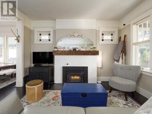 1648 7Th Avenue, Prince George, BC - Indoor Photo Showing Living Room With Fireplace