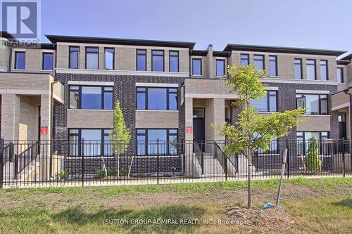 7 Cherry Hill Lane, Barrie, ON - Outdoor With Facade