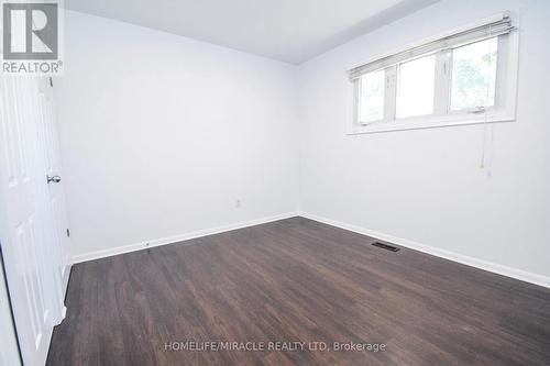 17 Grosvenor Street N, St. Catharines, ON - Indoor Photo Showing Other Room