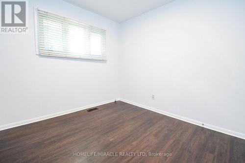 17 Grosvenor Street N, St. Catharines, ON - Indoor Photo Showing Other Room