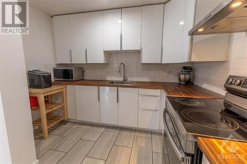 274 Des Visons Place, Ottawa, ON - Indoor Photo Showing Kitchen