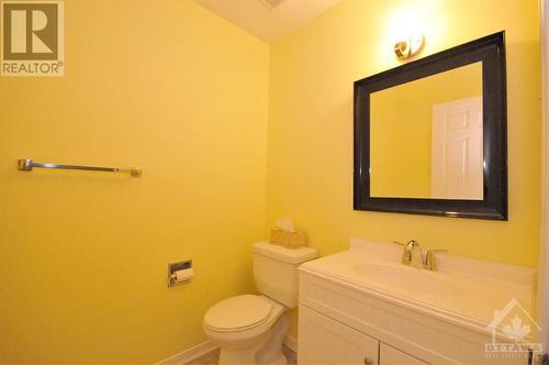 50 Fireside Crescent, Ottawa, ON - Indoor Photo Showing Bathroom