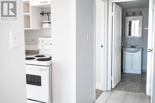 701 1501 Queensway Street, Prince George, BC - Indoor Photo Showing Kitchen