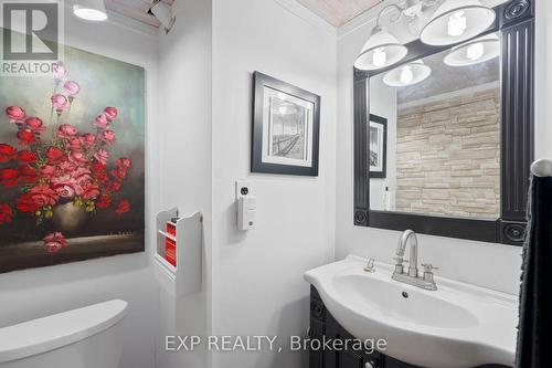 283 Rainbow Ridge Road, Kawartha Lakes (Little Britain), ON - Indoor Photo Showing Bathroom