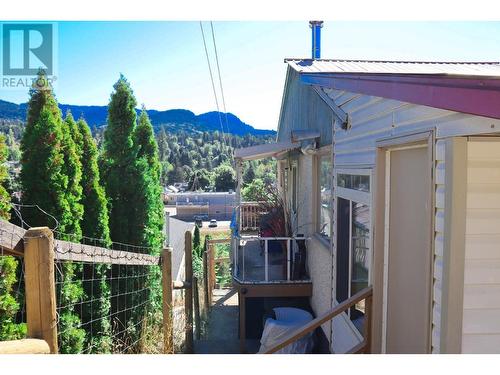 1913  3B Highway, Fruitvale, BC - Outdoor