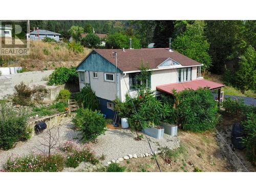 1913  3B Highway, Fruitvale, BC - Outdoor