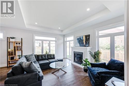 269 Pittock Park Road Unit# 13, Woodstock, ON - Indoor Photo Showing Living Room With Fireplace