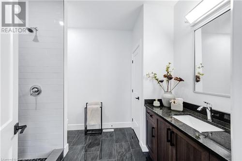 269 Pittock Park Road Unit# 13, Woodstock, ON - Indoor Photo Showing Bathroom