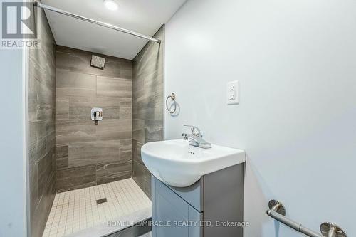 1 Copperfield Road, Brampton (Sandringham-Wellington), ON - Indoor Photo Showing Bathroom