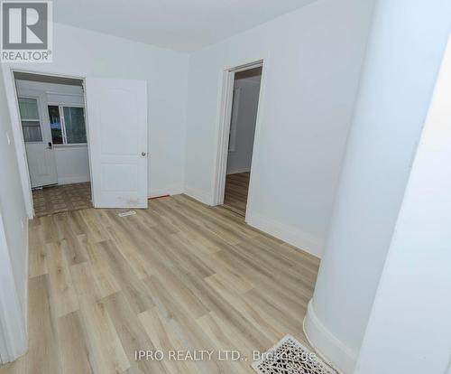 81 Florence Avenue, Kitchener, ON - Indoor Photo Showing Other Room