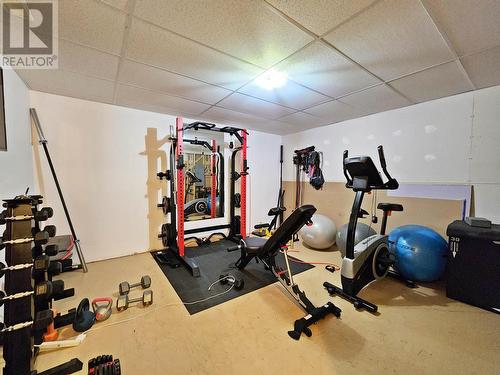 1551 View Drive, Quesnel, BC - Indoor Photo Showing Gym Room